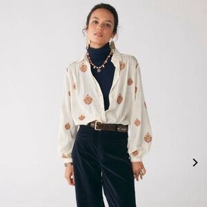 Madison Hotel button down top